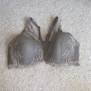 Spanx Front Close Plunge Bra